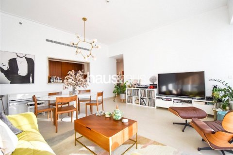 Apartamento en venta en The Hills, Dubai, EAU 2 dormitorios, 118 m2 № 625748 - foto 2