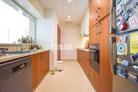 Apartamento en venta en The Hills, Dubai, EAU 2 dormitorios, 118 m2 № 625748 - foto 5