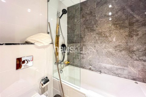 Appartement te huur in Business Bay, Dubai, VAE 2 slaapkamers, 127 vr.m., nr 627126 - foto 15