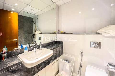 Appartement te huur in Business Bay, Dubai, VAE 2 slaapkamers, 127 vr.m., nr 627126 - foto 14