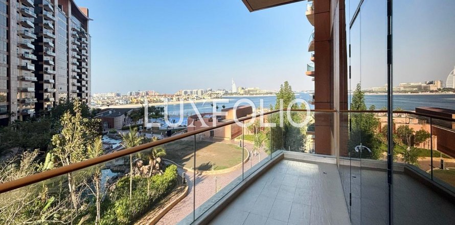 Lakás itt: Palm Jumeirah, Dubai, EAE, 1 hálószoba, 122 m², azonosító: 628187