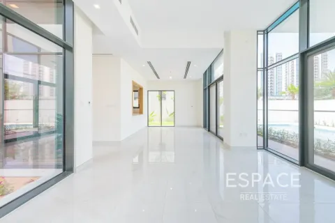 Willa do wynajęcia w Al Furjan, Dubai, ZEA 4 sypialnie, 331 mkw., nr 738139 - zdjęcie 4