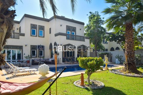Vila v Jumeirah Park, Dubai, SAE 5 ložnice, 436 m² Č.: 626098