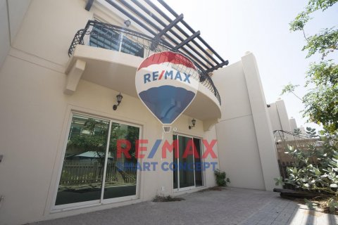Villa itt: Abu Dhabi, EAE, 2 hálószoba, 172.4 m², azonosító: 580538