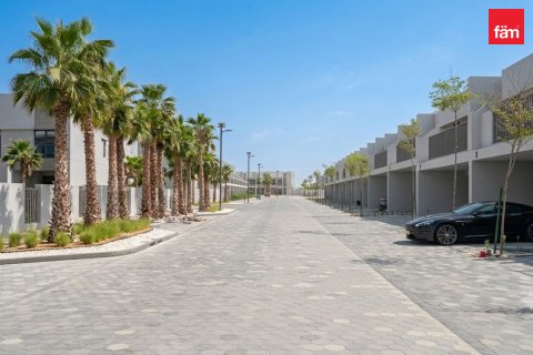 Townhouse sa Mohammed Bin Rashid City, Dubai, UAE 2 silid-tulugan, 121.4 sq.m. № 738607 - larawan 2