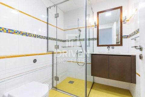Appartement te huur in Palm Jumeirah, Dubai, VAE 3 slaapkamers, 211.82 vr.m., nr 762606 - foto 10