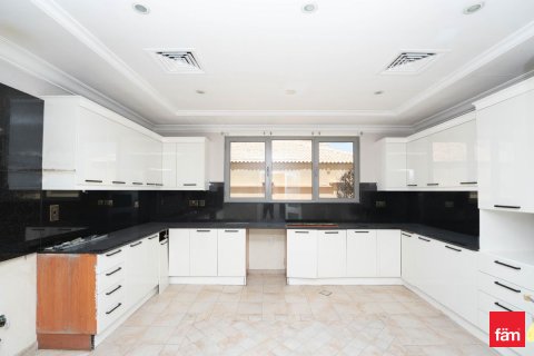Vila u Jebel Ali, Dubai, UAE 5 spavaćih soba, 664.5 m2 Br. 716064 - fotografija 12