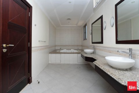 Vila u Jebel Ali, Dubai, UAE 5 spavaćih soba, 664.5 m2 Br. 716064 - fotografija 15