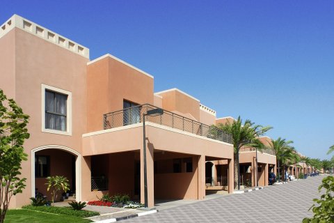 Villa til salgs i Between Two Bridges, Abu Dhabi, Emiratene 5 soverom, 480 kvm Nr. 716697 - Foto 6