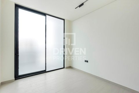 Jumeirah Village Circle, Dubai, UAE의 판매용 아파트 32.42제곱미터 번호 761945 - 사진 2
