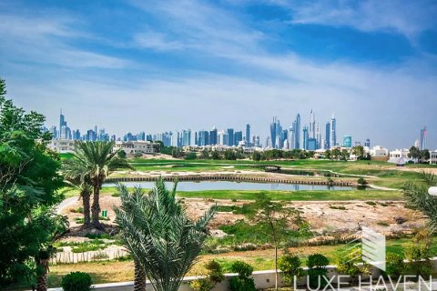 Villa zur Miete in Emirates Hills, Dubai, VAE 8 Schlafzimmer, 2683.69 m2 Nr. 338576 - Foto 30