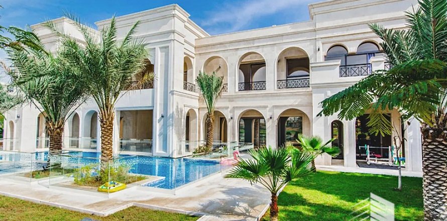 Villa in Emirates Hills, Dubai, VAE: 8 Schlafzimmer, 2683.69 m2 Nr. 338576