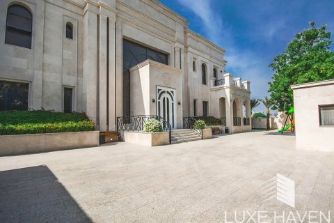 Villa zur Miete in Emirates Hills, Dubai, VAE 8 Schlafzimmer, 2683.69 m2 Nr. 338576 - Foto 5