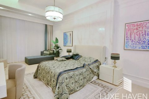 Villa zur Miete in Emirates Hills, Dubai, VAE 8 Schlafzimmer, 2683.69 m2 Nr. 338576 - Foto 25