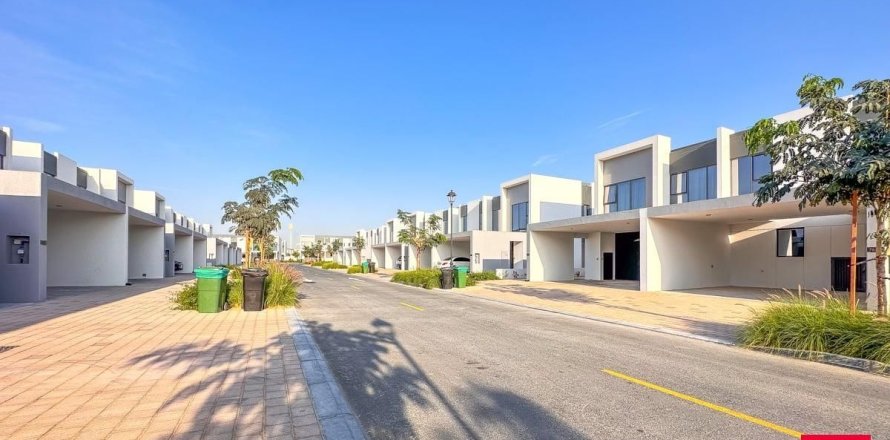 Villa i Dubai, Emiratene 3 soverom, 175.2 kvm nr. 722381