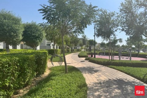 Villa til salgs i Dubai, Emiratene 3 soverom, 175.2 kvm Nr. 722381 - Foto 15