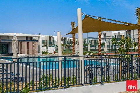 Villa til salgs i Dubai, Emiratene 3 soverom, 175.2 kvm Nr. 722381 - Foto 2