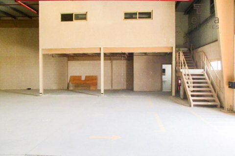 Gudang di Dubai, UAE 543.5 meter persegi № 571267