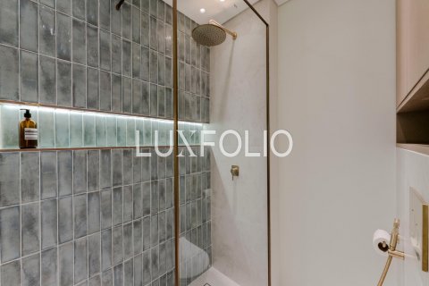 Apartment in Palm Jumeirah, Dubai, UAE 2 bedrooms, 147 sq.m. № 627321 - photo 17