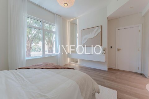 Apartment in Palm Jumeirah, Dubai, UAE 2 bedrooms, 147 sq.m. № 627321 - photo 15