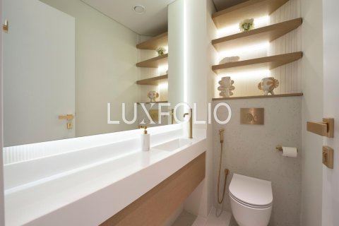 Apartment in Palm Jumeirah, Dubai, UAE 2 bedrooms, 147 sq.m. № 627321 - photo 13