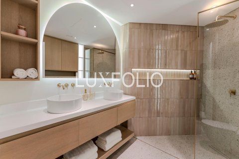 Apartment in Palm Jumeirah, Dubai, UAE 2 bedrooms, 147 sq.m. № 627321 - photo 23