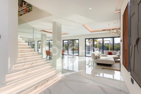 Villa til salgs i Jumeirah Islands, Dubai, Emiratene 5 soverom, 604 kvm Nr. 763123 - Foto 4