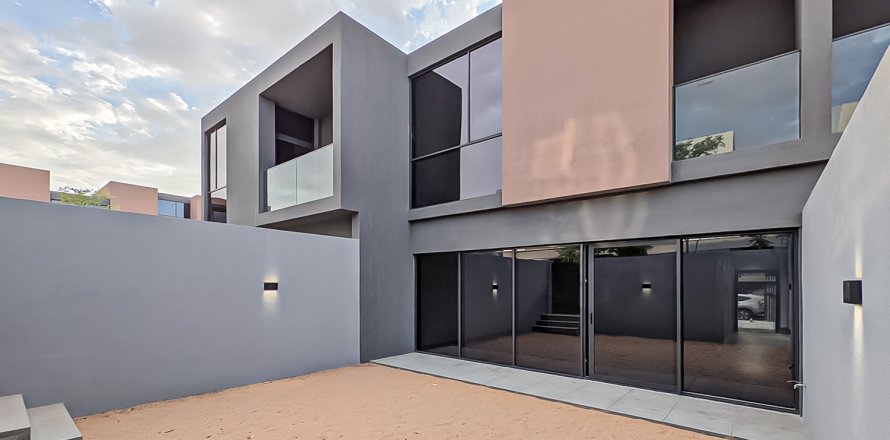 Řadový dům v Tilal City, Sharjah, SAE 4 ložnice, 247.21 m² Č.: 748397