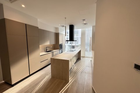 Maison de ville à vendre à Wadi Al Safa 3, Dubai, EAU 4 chambres, 460 m2 № 739651 - photo 7