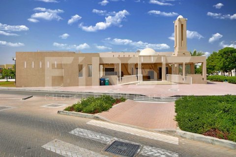 Vila di Al Reef, Abu Dhabi, UAE 5 bilik tidur, 348.4 meter persegi № 410369 - foto 14