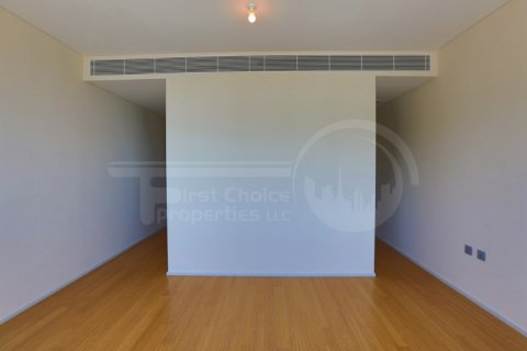 Apartment in Al Raha Beach, Abu Dhabi, UAE 4 bedrooms, 235.7 sq.m. № 410371 - photo 6