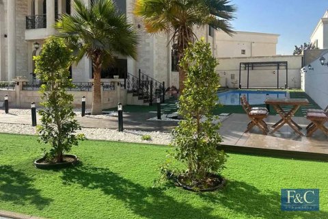 Villa te huur in Al Barsha, Dubai, VAE 6 slaapkamers, 1394 vr.m., nr 704701 - foto 8