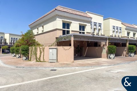 Stadthaus in Jumeirah Golf Estates, Dubai, VAE: 3 Schlafzimmer, 179 m2 Nr. 667214