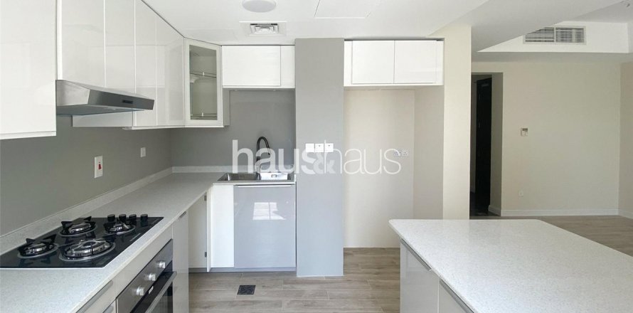 Villa i The Springs, Dubai, UAE 2 soveværelser, 173 kvm № 626995