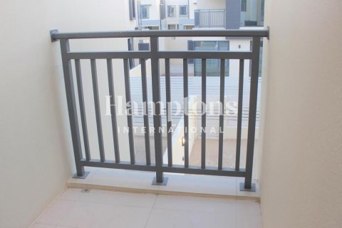 Casa urbana para arrendamento em Dubai Hills Estate, Dubai, EAU 3 quartos, 193.98146400 m2 № 710486 - foto 13