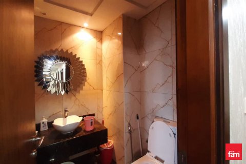 Lägenhet till försäljning i Business Bay, Dubai, UAE 2 sovrum, 139.9 kvm Nr. 693203 - fotografi 8