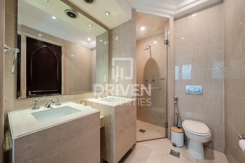 Apartemen di Downtown Dubai (Downtown Burj Dubai), UEA 2 kamar tidur, 130.53 m2 nomor 762584 - foto 14