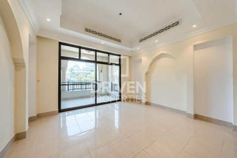 Apartemen di Downtown Dubai (Downtown Burj Dubai), UEA 2 kamar tidur, 130.53 m2 nomor 762584 - foto 2