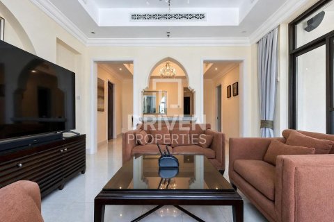 Apartament në Downtown Dubai (Downtown Burj Dubai), Emiratet e Bashkuara Arabe 2 dhoma gjumi, 143.81 m2. № 762583 - Foto 13