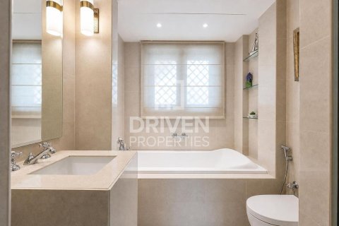Apartament në Downtown Dubai (Downtown Burj Dubai), Emiratet e Bashkuara Arabe 2 dhoma gjumi, 143.81 m2. № 762583 - Foto 26