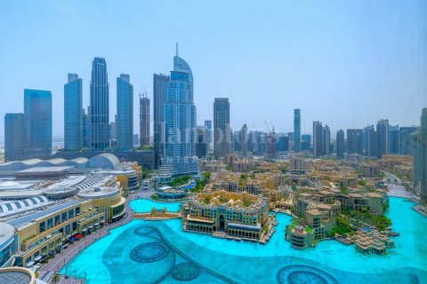 Apartmen di Burj Khalifa, Dubai, UAE 2 bilik tidur, 152.26801700 meter persegi № 720771 - foto 4