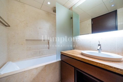 Apartmen di Burj Khalifa, Dubai, UAE 2 bilik tidur, 152.26801700 meter persegi № 720771 - foto 8