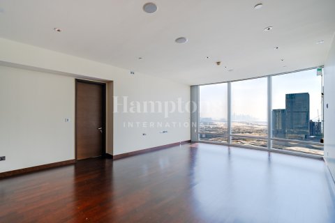 Apartmen di Burj Khalifa, Dubai, UAE 2 bilik tidur, 152.26801700 meter persegi № 720771 - foto 15