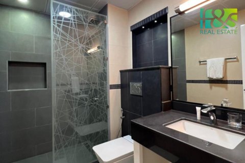 Vilë në Al Jazirah Al Hamra, Ras Al Khaimah, Emiratet e Bashkuara Arabe 3 dhoma gjumi, 260.1 m2. № 497445 - Foto 10