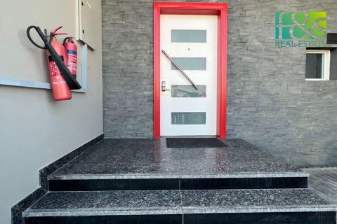 Vilë në Al Jazirah Al Hamra, Ras Al Khaimah, Emiratet e Bashkuara Arabe 3 dhoma gjumi, 260.1 m2. № 497445 - Foto 3