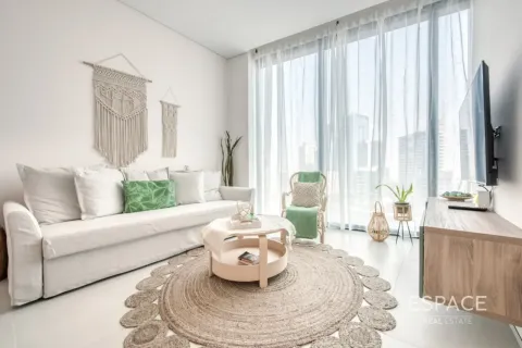 Apartment til leje i Jumeirah Beach Residence, Dubai, UAE 1 soveværelse, 58 kvm № 738344 - foto 2