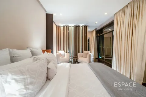 וילה להשכרה ב Palm Jumeirah, Dubai, איחוד האמירויות  5 חדרי שינה, 929 מ"ר, מספר 738346 - תמונה 8