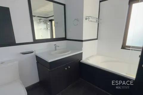 Apartment til leje i Jumeirah Beach Residence, Dubai, UAE 2 soveværelser, 123 kvm № 738345 - foto 12