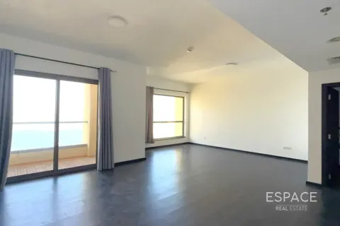 Apartment til leje i Jumeirah Beach Residence, Dubai, UAE 2 soveværelser, 123 kvm № 738345 - foto 4