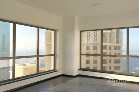 Apartment til leje i Jumeirah Beach Residence, Dubai, UAE 2 soveværelser, 123 kvm № 738345 - foto 3